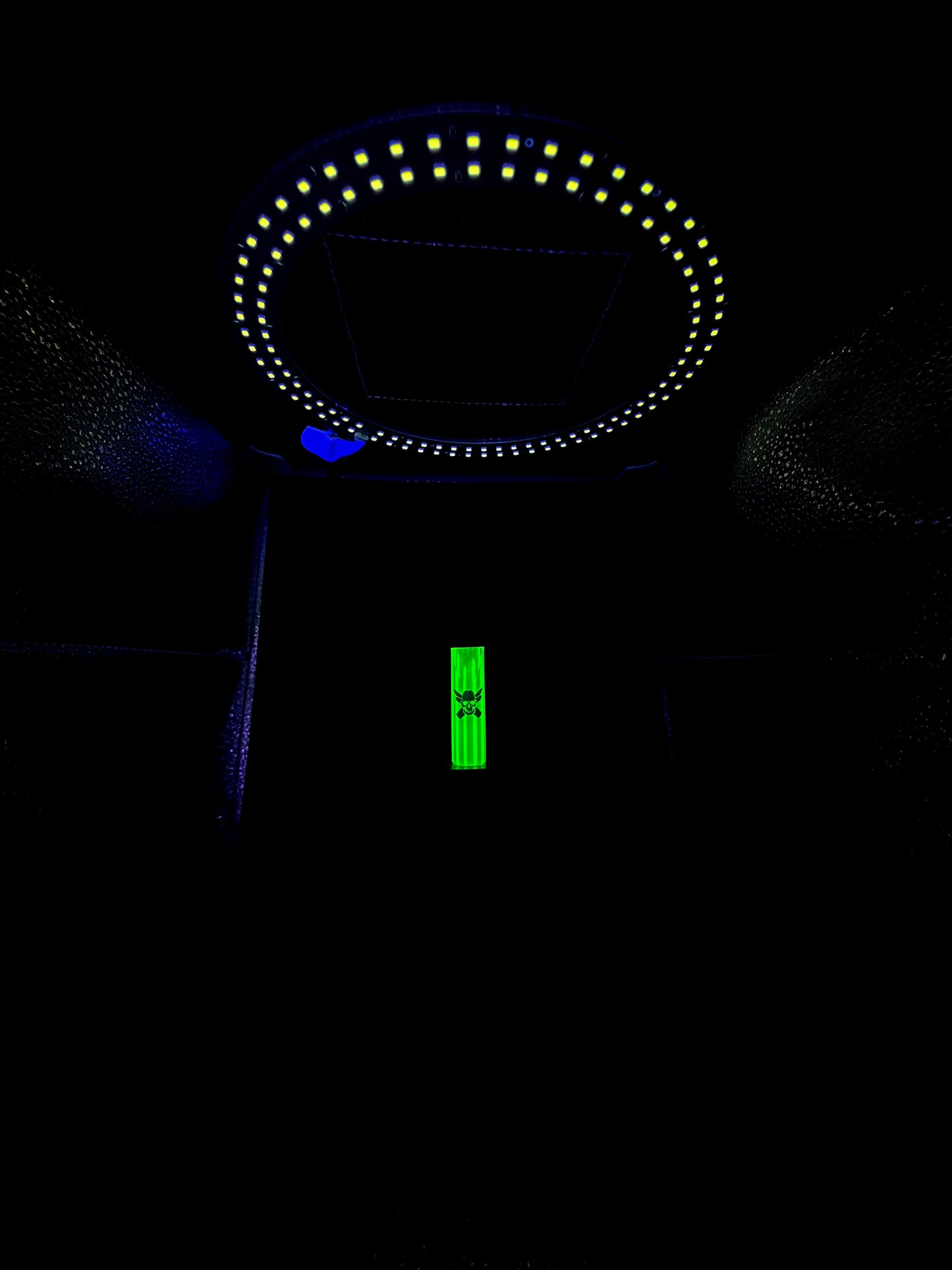 Geometric UV v.2 duckmouth extendo