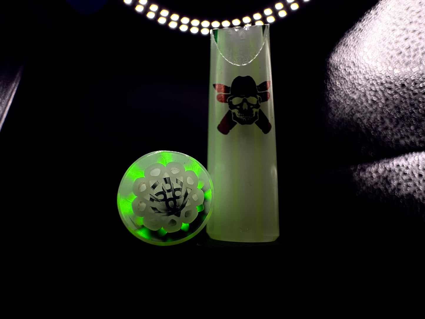 Geometric UV v.2 duckmouth extendo